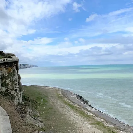 Ab19 - Reves Sales Avec Vue Mer Imprenable Apartment