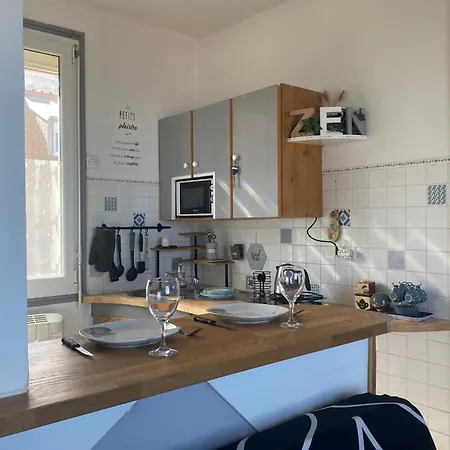 Apartment Ab19 - Reves Sales Avec Vue Mer Imprenable