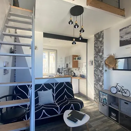 Apartment Ab19 - Reves Sales Avec Vue Mer Imprenable *